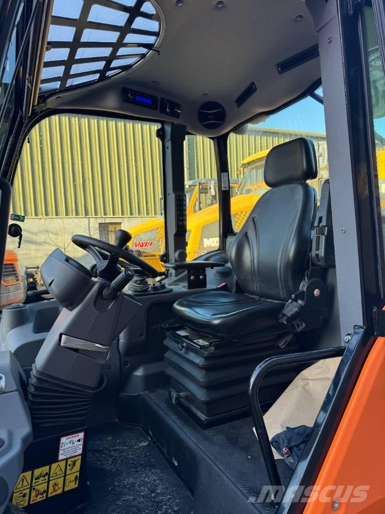 Develon DL 80 TL-7 Малі навантажувачі