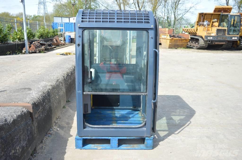 Hanix H 22 cab Міні-екскаватори < 7т