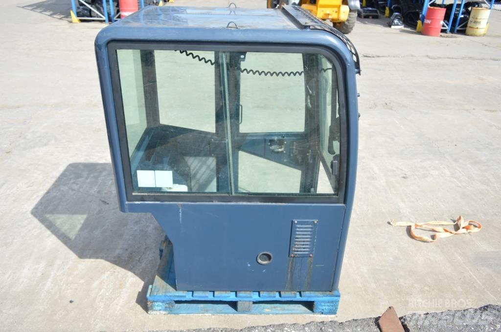 Hanix H 22 cab Міні-екскаватори < 7т