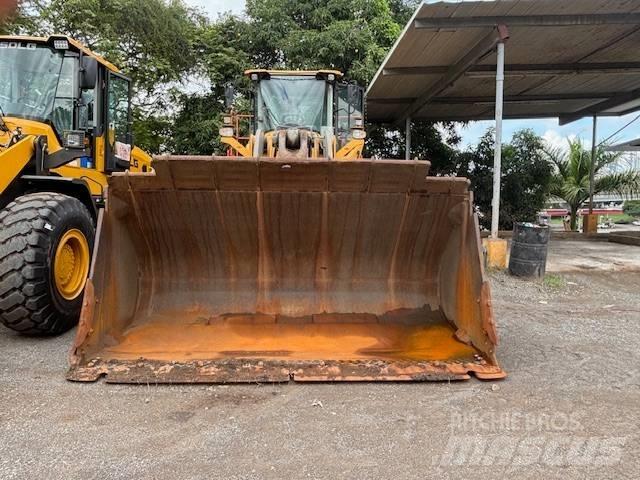Volvo L 260 H Фронтальні навантажувачі