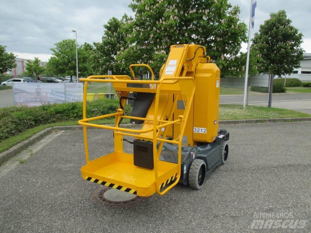 Haulotte Star 10 Компактні самохідні стрілові підйомники