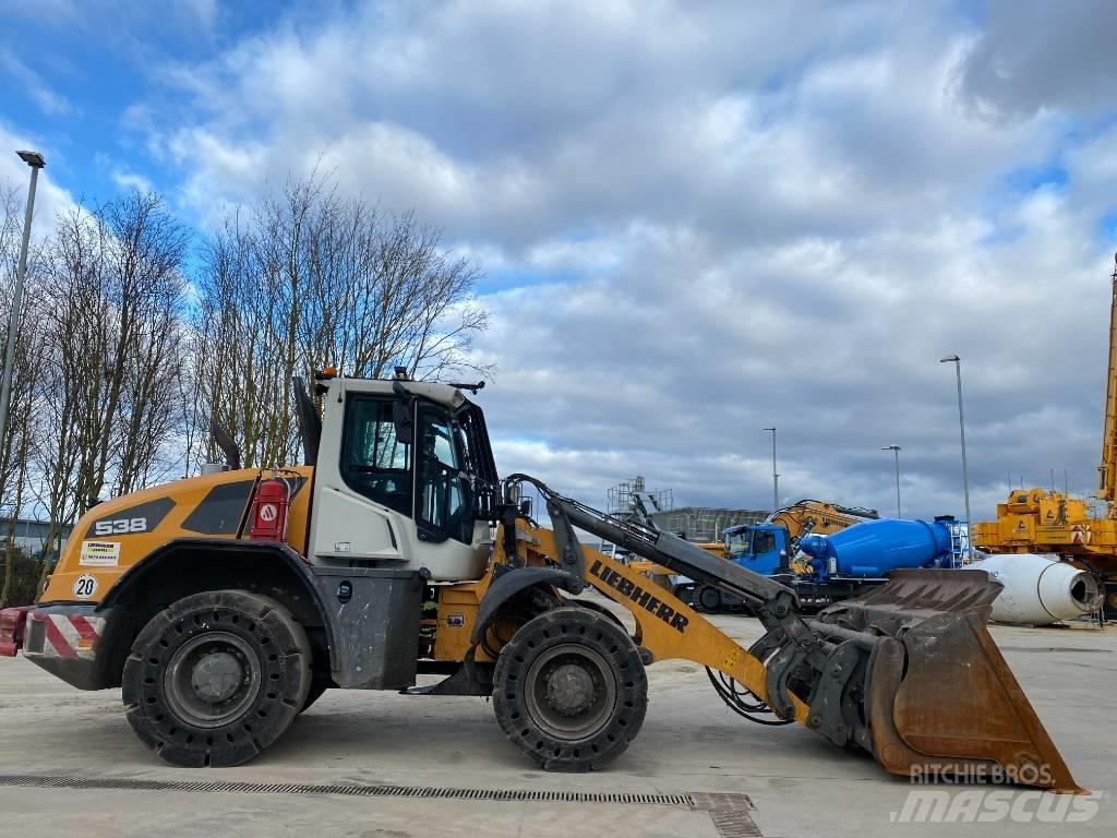 Liebherr L 538 Фронтальні навантажувачі