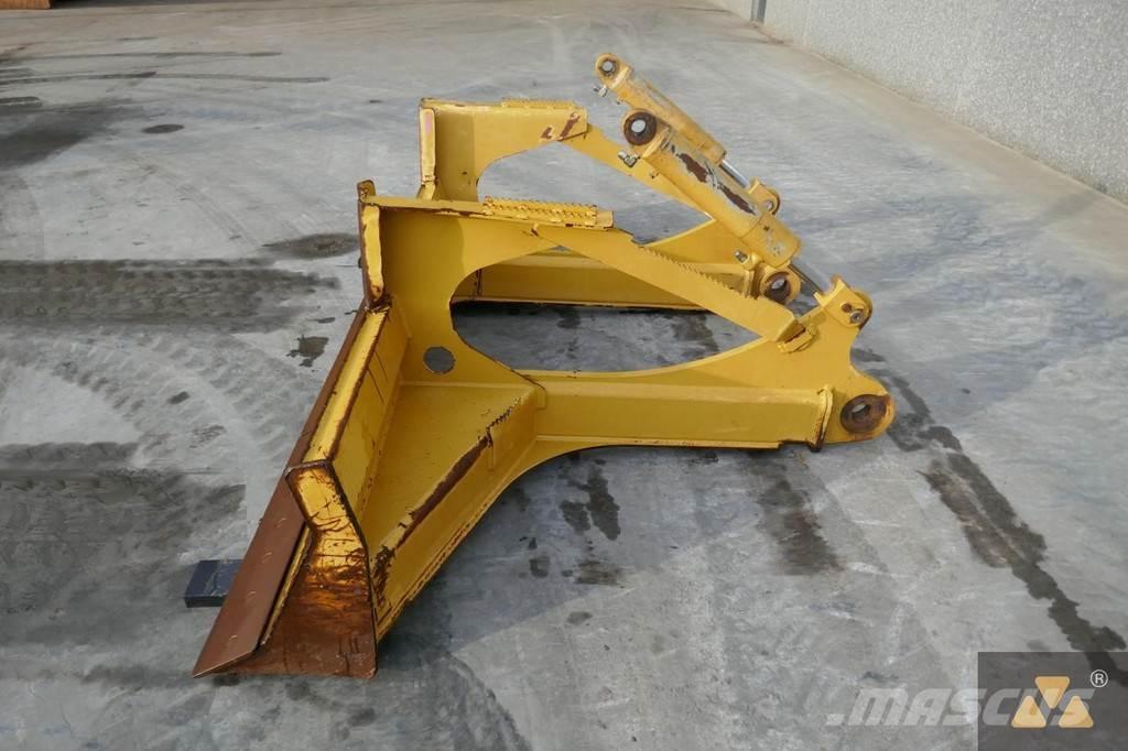 CAT Skidder blade Леміші
