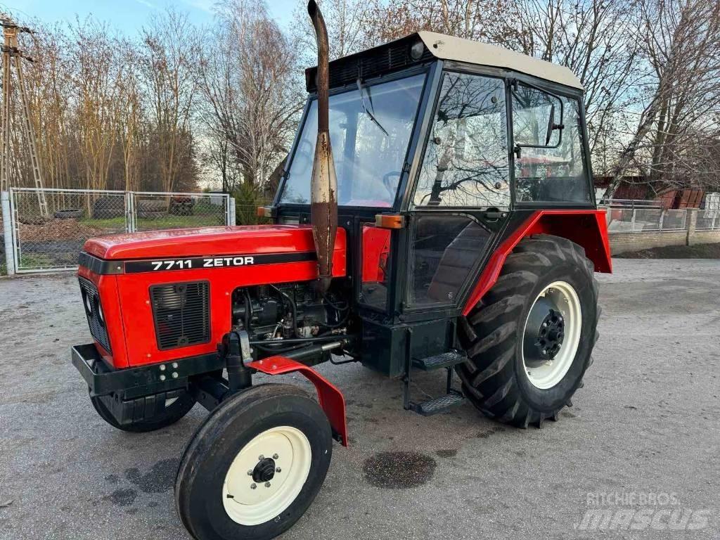 Zetor 7711 Трактори