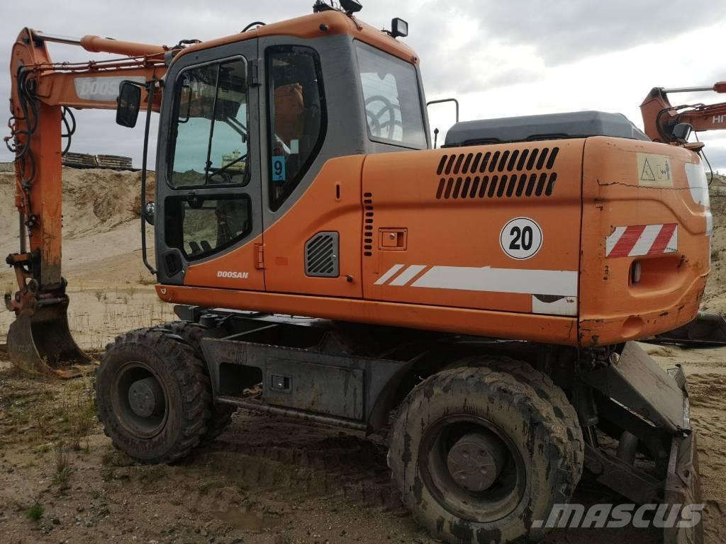  DOSAN DX170W Колісні екскаватори