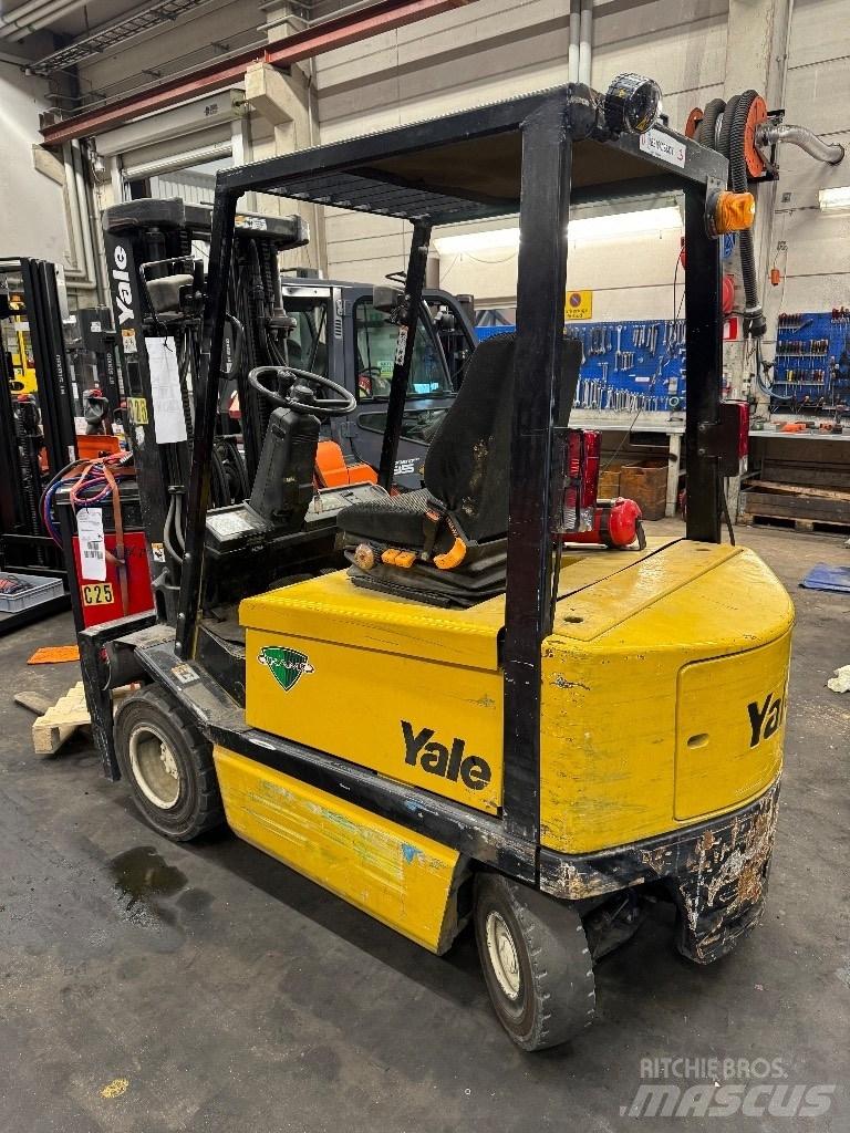 Yale ERP25ALF Електронавантажувачі