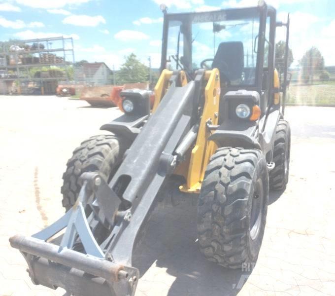Mecalac AX 1000 Фронтальні навантажувачі