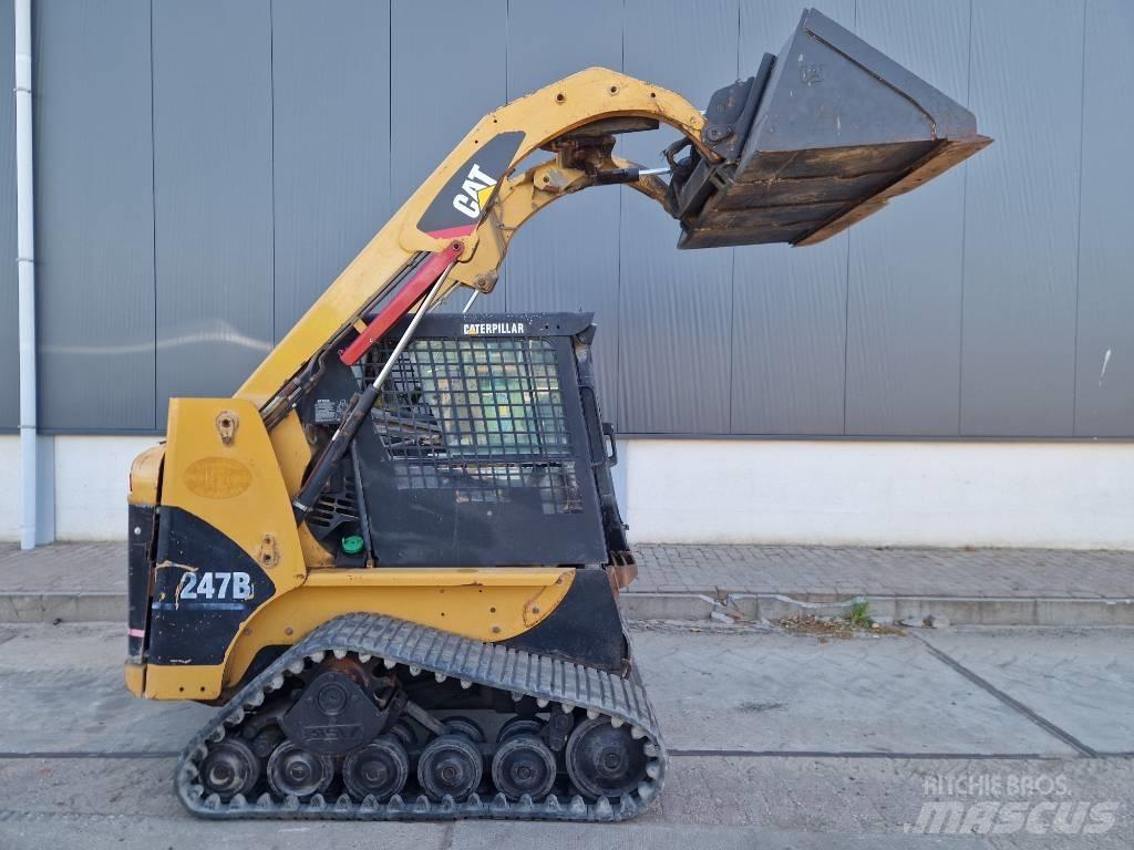 CAT 247 B Міні-навантажувачі