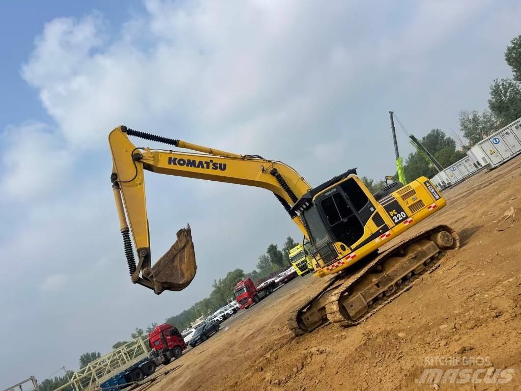 Komatsu pc220-8 Гусеничні екскаватори