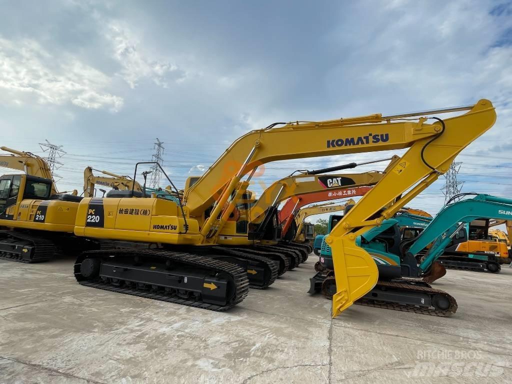 Komatsu PC 220-8 Гусеничні екскаватори