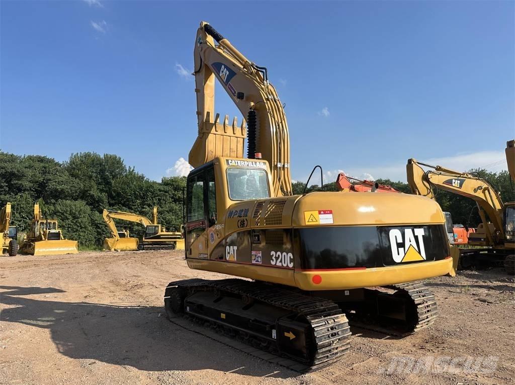 CAT 320C Гусеничні екскаватори