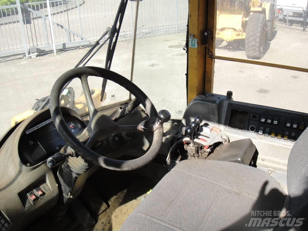 Volvo L 90 E Фронтальні навантажувачі