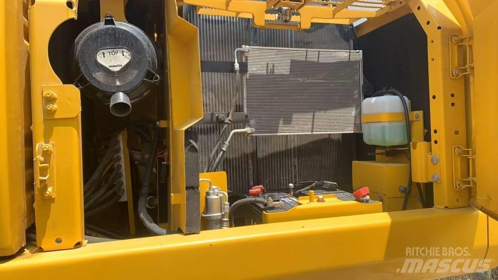 Komatsu PC 160 LC Гусеничні екскаватори