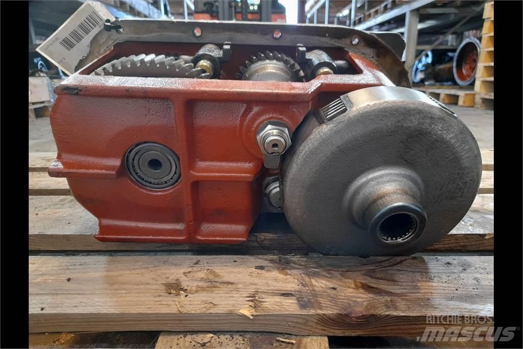 Case IH CVX120 PTO Коробка передач