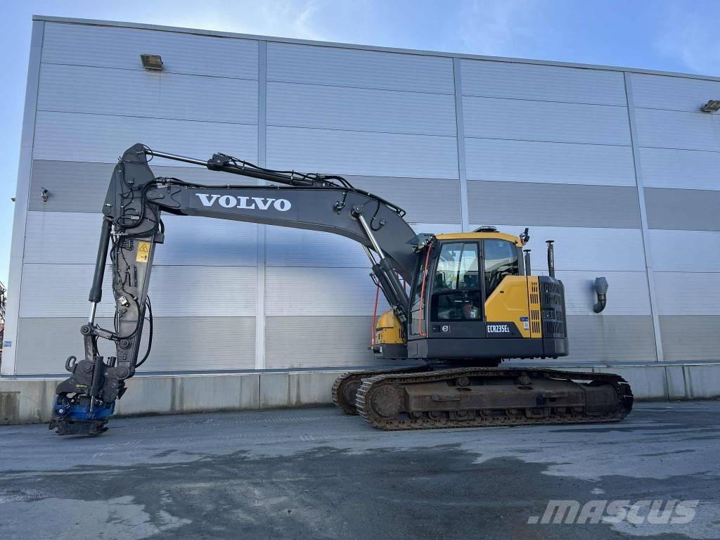 Volvo ECR235EL Гусеничні екскаватори