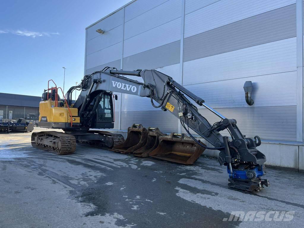 Volvo ECR235EL Гусеничні екскаватори