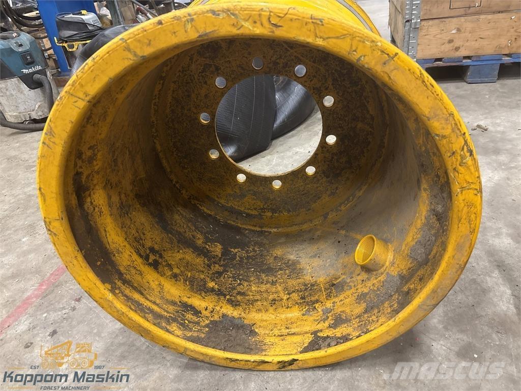 Rottne H8 24x26,5 Шини