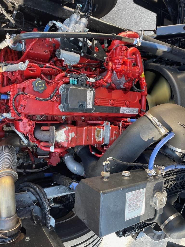 Ottawa T2 Термінальні трактори