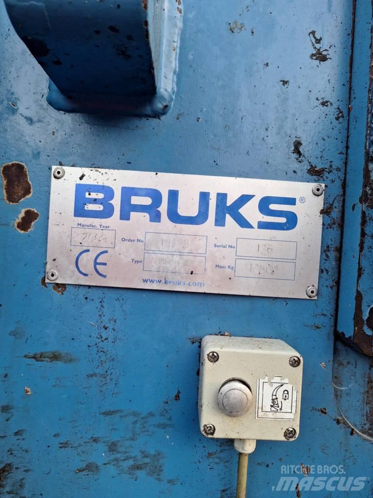 Bruks 805 CT Подрібнювачі деревини