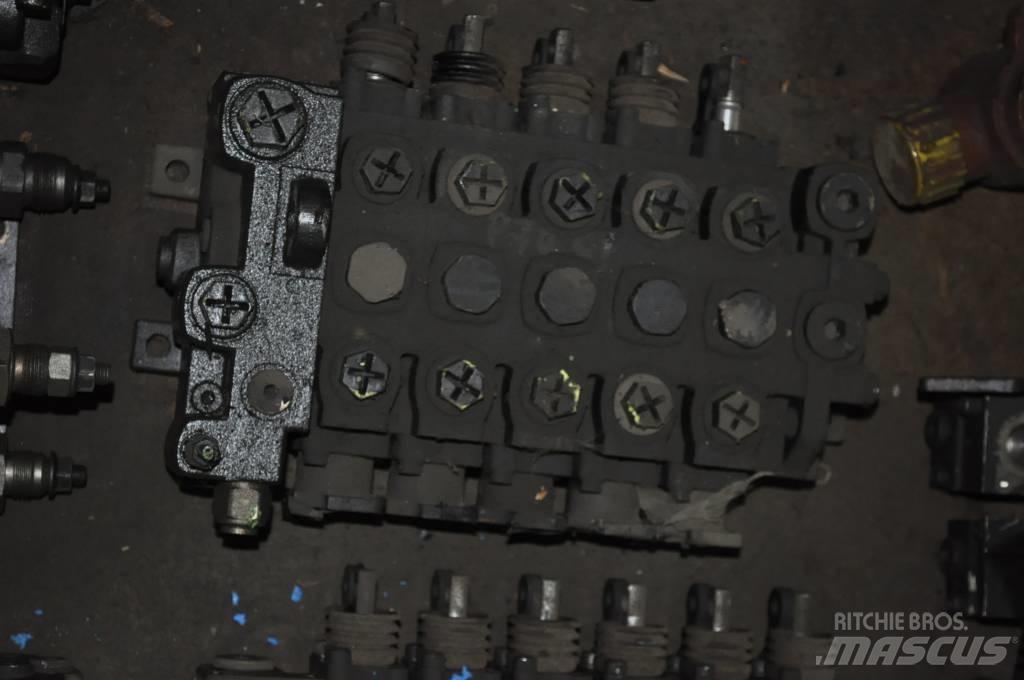 Parker L90LS Гідравліка