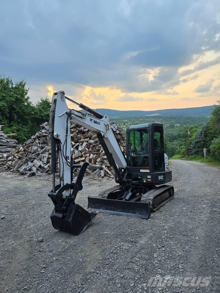 Bobcat E42 Міні-екскаватори < 7т