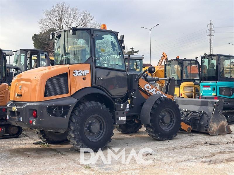 CASE 321F Фронтальні навантажувачі