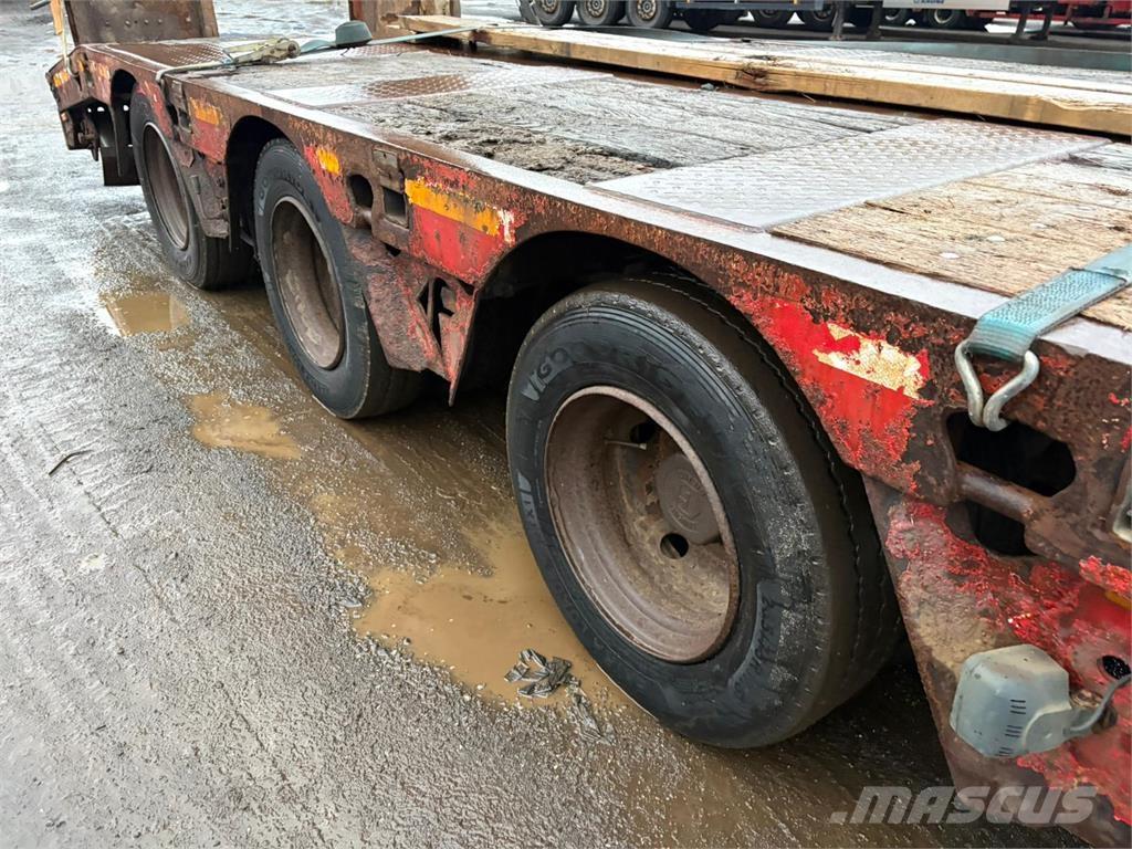 Faymonville 3aks Низькорамні напівпричепи