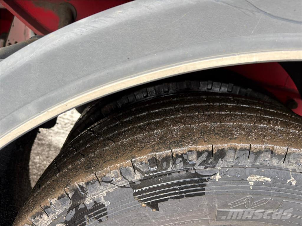 Kel-Berg 2aks Міські напівпричепи