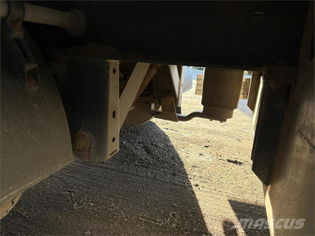 Leci 3aks Åben Причепи-платформи/бокове розвантаження