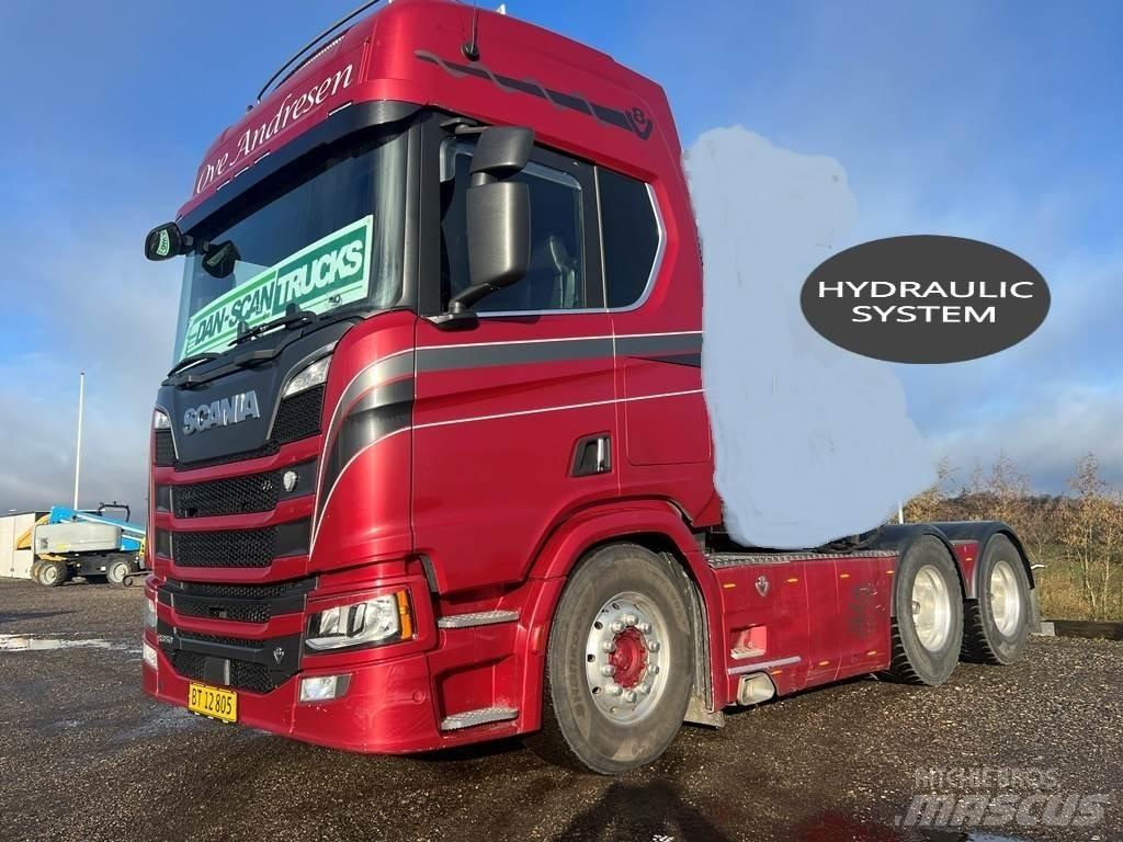 Scania R650 6x4 Тягачі