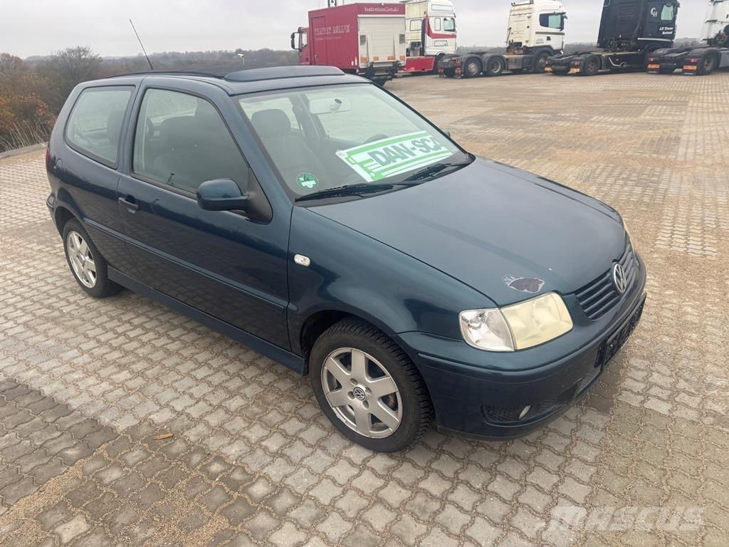Volkswagen Polo Автомобілі