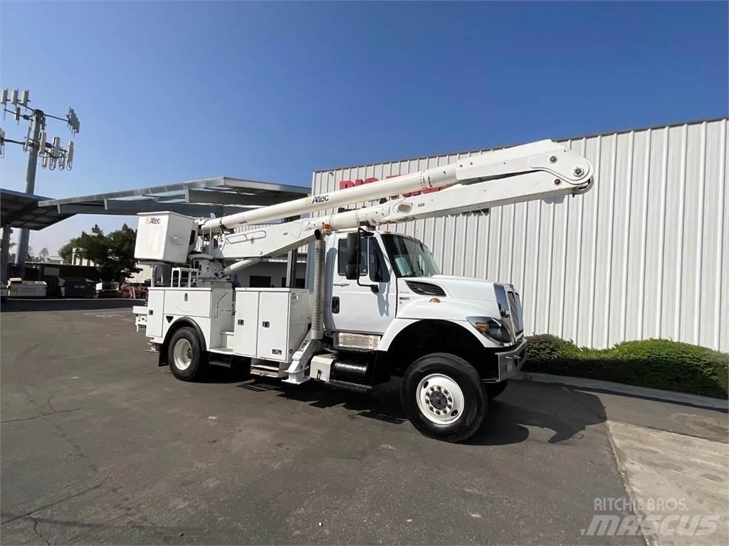Altec AA755 Автовишки на базі вантажівки
