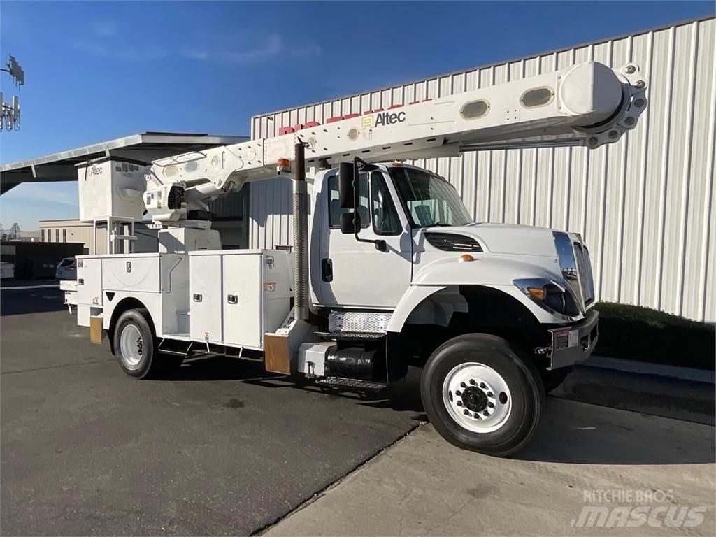 Altec AM55 Автовишки на базі вантажівки