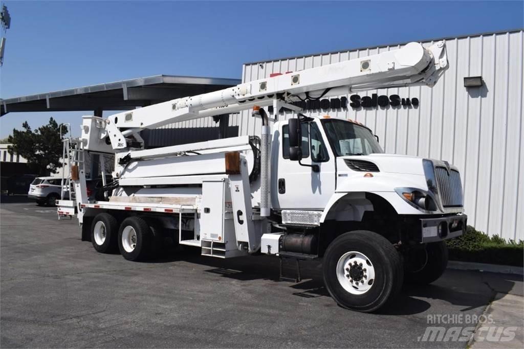Altec AM900-E100 Автовишки на базі вантажівки