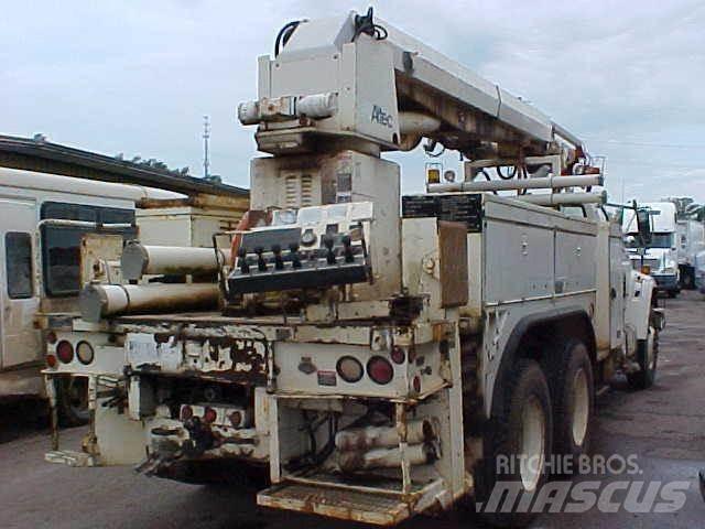 Altec D1000BR Пересувні бурові установки