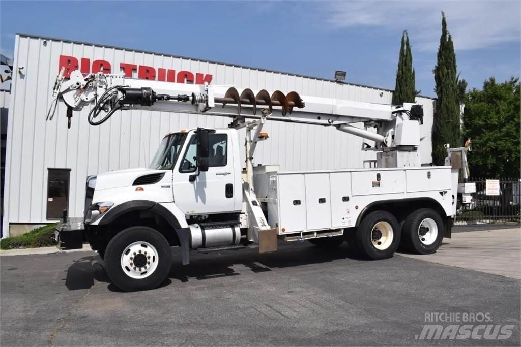 Altec D3060ATR Пересувні бурові установки