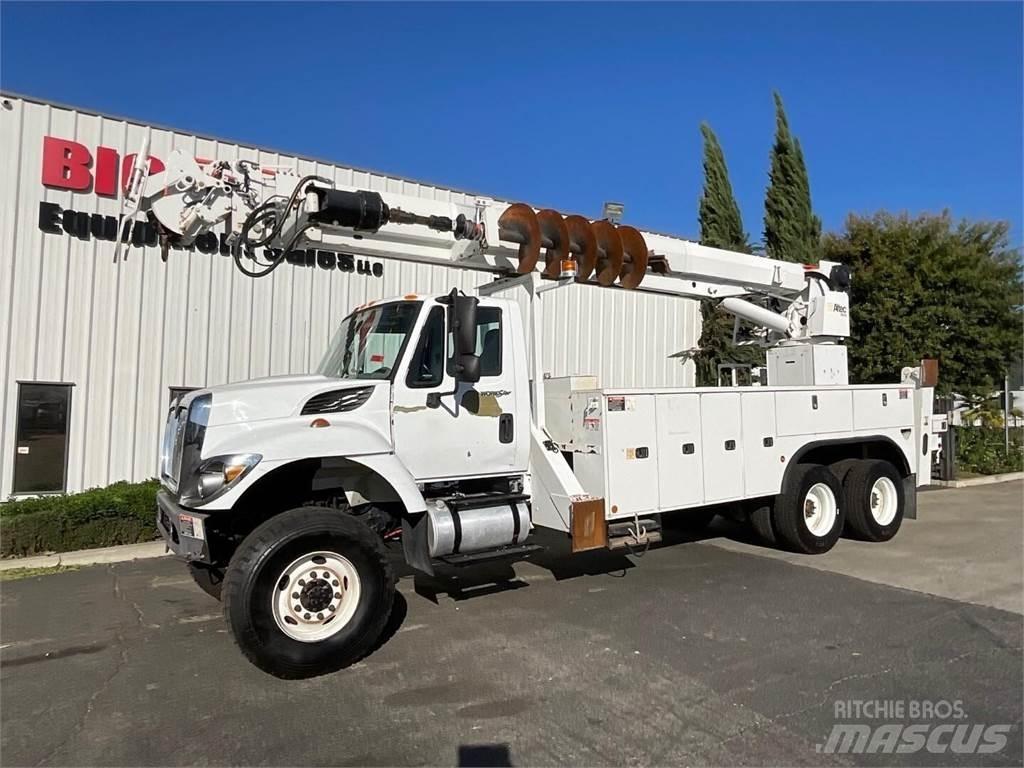 Altec D4065BTR Пересувні бурові установки