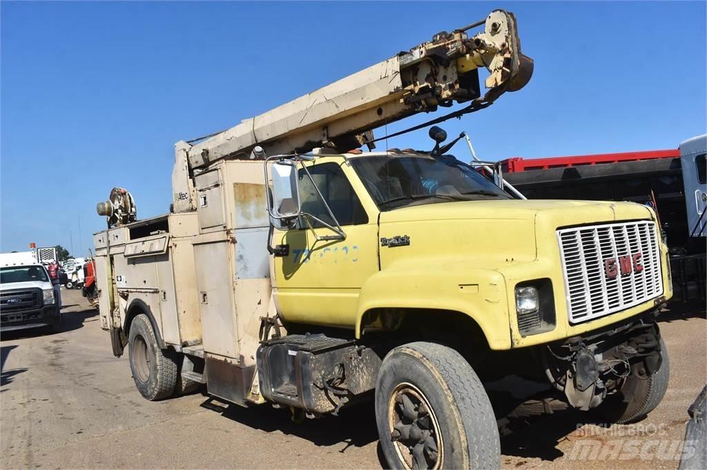 Altec D842ATR Пересувні бурові установки