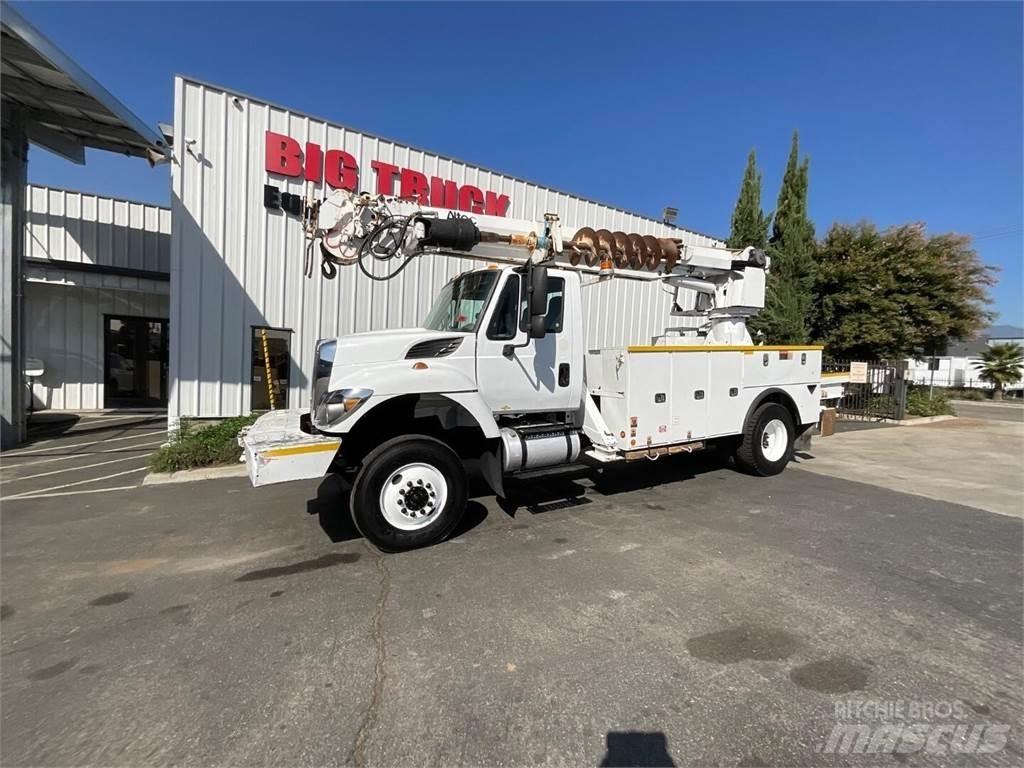 Altec DC47TR Пересувні бурові установки