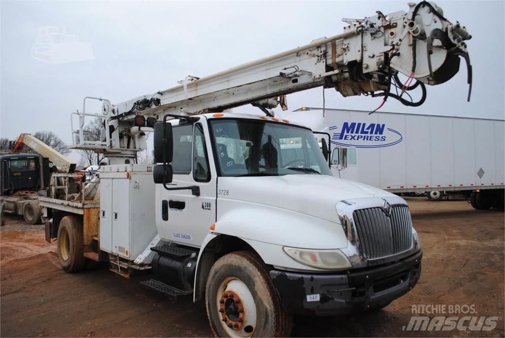 Altec DM47TR Пересувні бурові установки