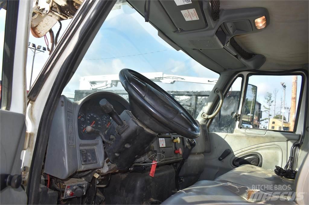 Altec DM47TR Пересувні бурові установки