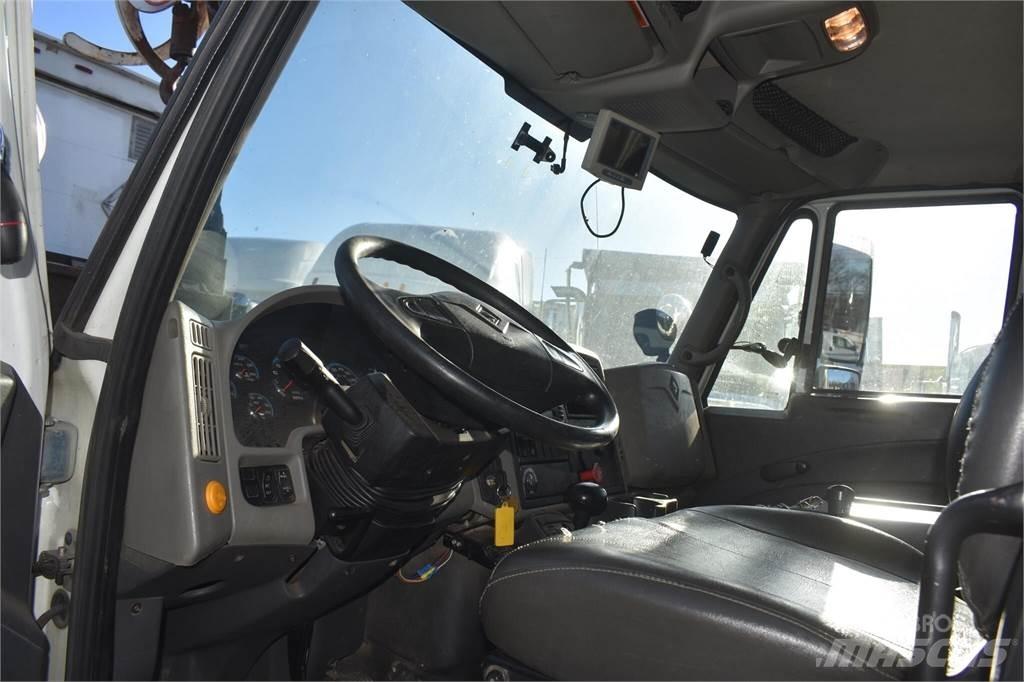 Altec DM47TR Пересувні бурові установки