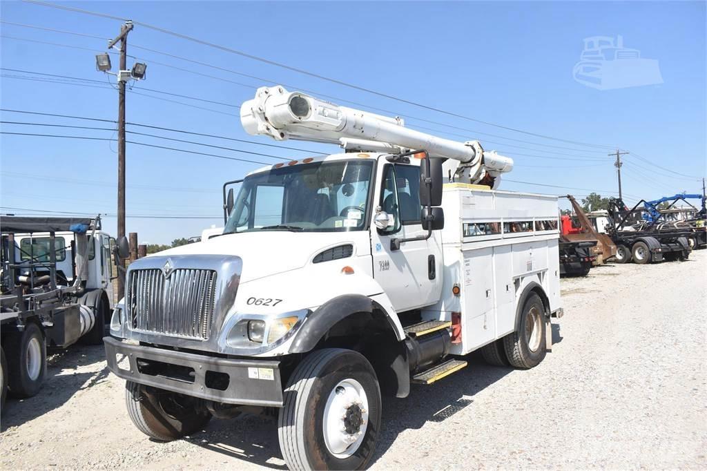 Altec L36A Автовишки на базі вантажівки