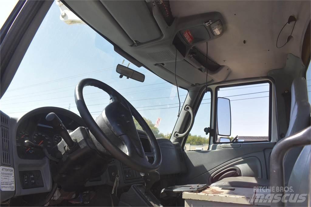 Altec L36A Автовишки на базі вантажівки