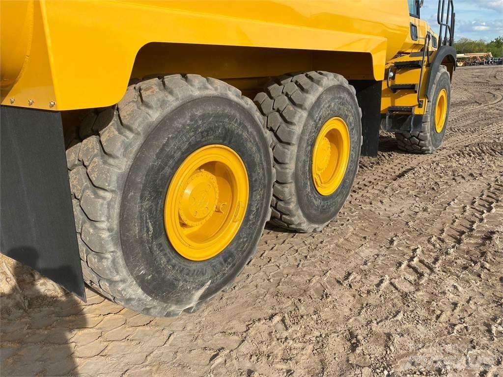 Bell B30E Поливальні машини