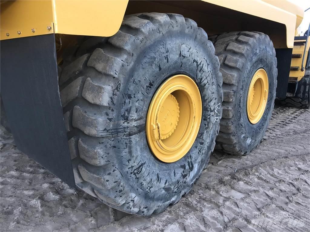 Bell B40D Поливальні машини