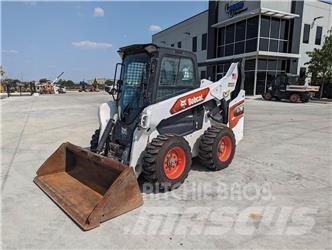 Bobcat S76 Міні-навантажувачі