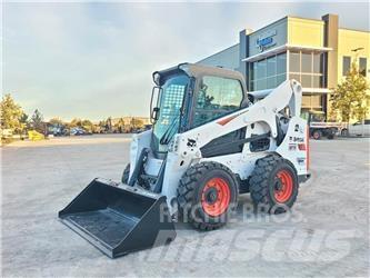 Bobcat S770 Міні-навантажувачі