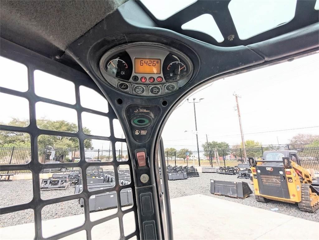 Bobcat T450 Міні-навантажувачі