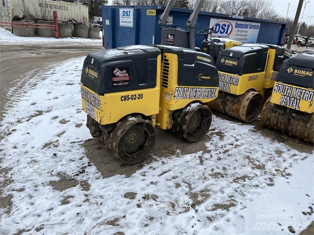 Bomag BMP8500 Причепні віброкатки